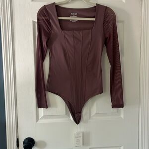 Long sleeve body suit